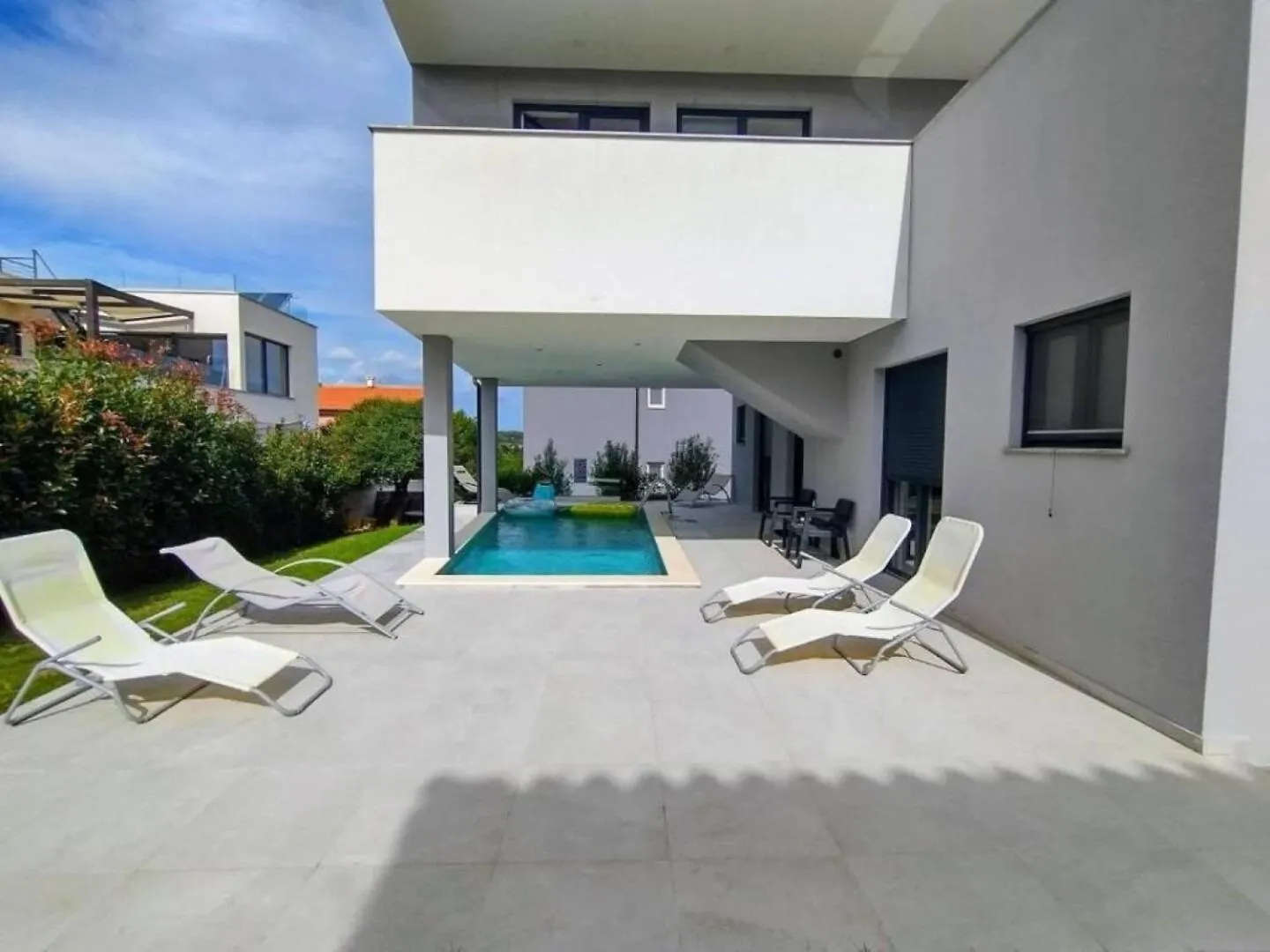 Holiday Home Dusa - With Pool Banjole Croatia