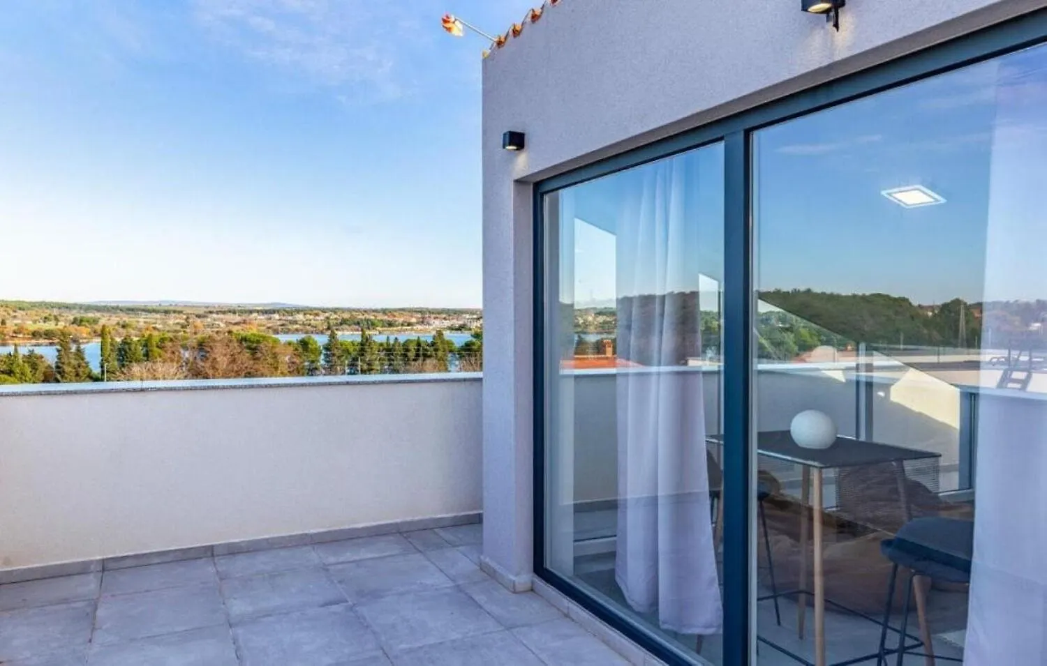 Holiday Home Dusa - With Pool Banjole
