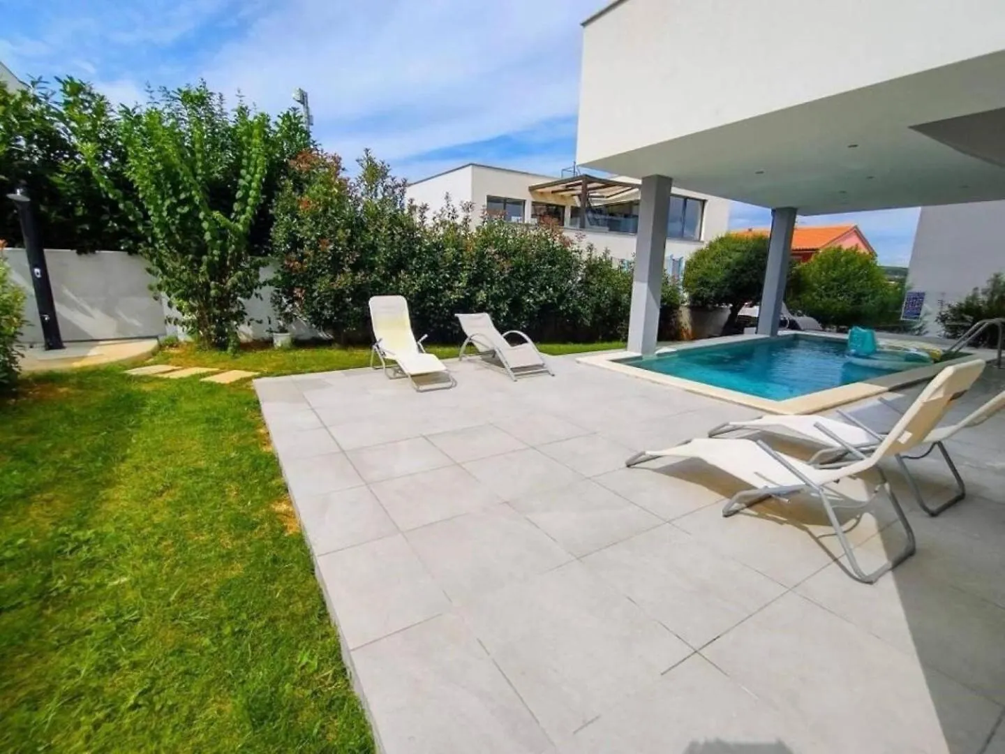 Holiday Home Dusa - With Pool Banjole Croatia
